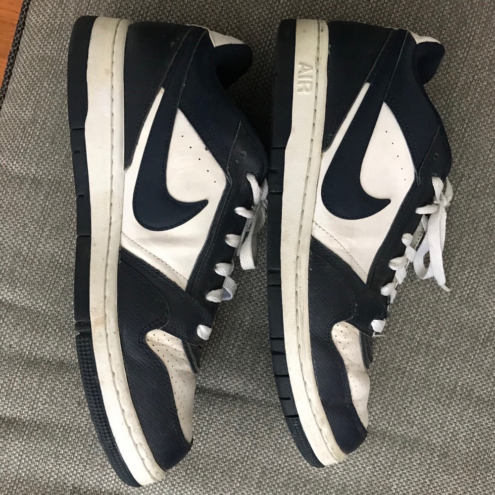 Nike air sneakers